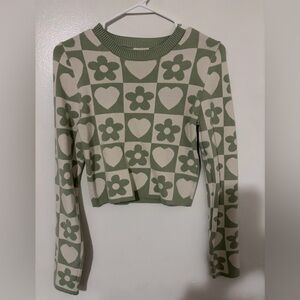 Debut Green and Cream Heart Floral Crop Top